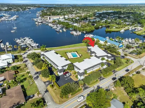 4726 SE Capstan Ave #4, Stuart, FL 34997