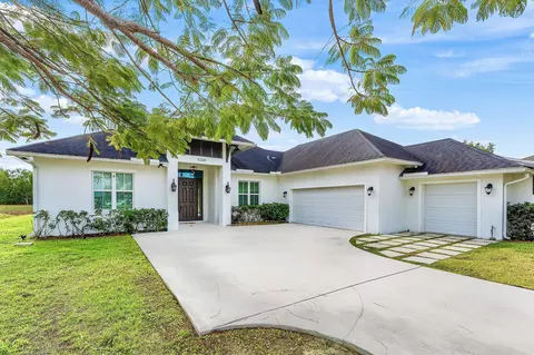 5268 NW Gamma St, Port Saint Lucie, FL 34986