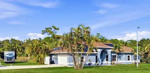 13595 89th Pl N, West Palm Beach, FL 33412
