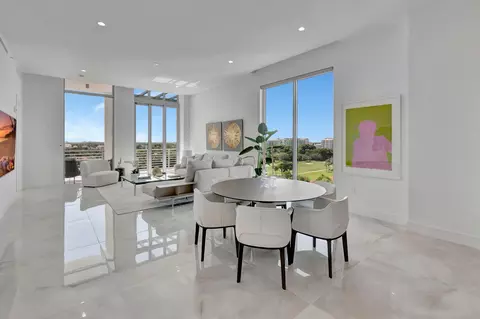 475 E Royal Palm Rd #PH 906, Boca Raton, FL 33432