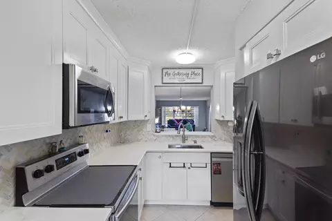 5620 Spindle Palm Ct #B, Delray Beach, FL 33484