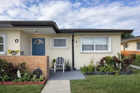 2947 Ashley Dr W #A, West Palm Beach, FL 33415