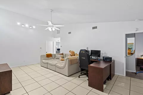 53 SE Ontario Way, Stuart, FL 34997 photo 10