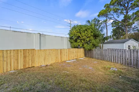 53 SE Ontario Way, Stuart, FL 34997 photo 8