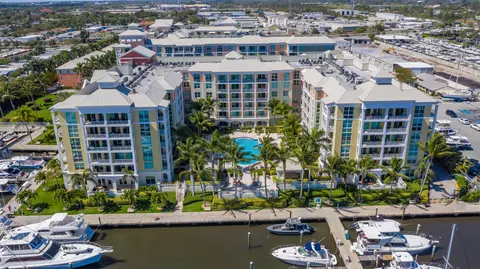 804 E Windward Way #307, Lantana, FL 33462