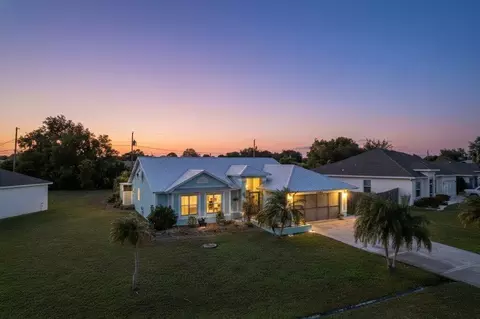 2366 SE Beechwood Ter, Port Saint Lucie, FL 34952