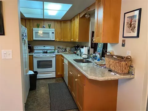 2741-2745 NE 30th Ave, Lighthouse Point, FL 33064 photo 9