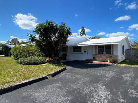 2741-2745 NE 30th Ave, Lighthouse Point, FL 33064 photo 3