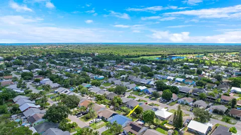 View/Area - 5929 SE Collins Ave, Stuart, FL 34997 photo 4 of 9