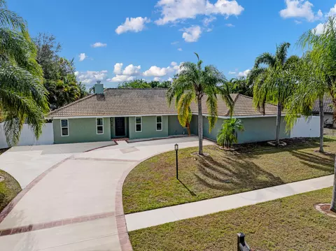 1826 SE Greendon Ave, Port St Lucie, FL 34953