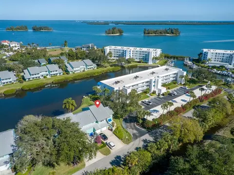 6206 S River Run Dr, Sebastian, FL 32958