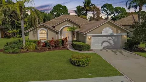 1305 SW Briarwood Dr, Port Saint Lucie, FL 34986