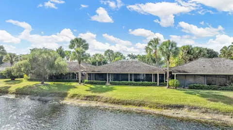 11683 Wimbledon Cir, Wellington, FL 33414