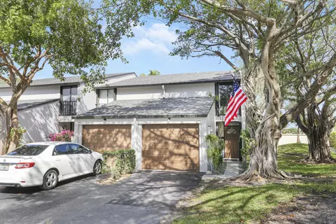 4801 NW 2nd Ave #101, Boca Raton, FL 33431