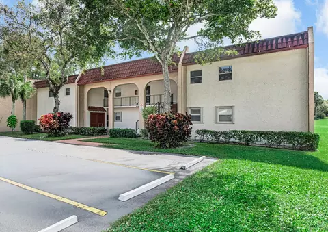 354 Lake Frances Dr #354, West Palm Beach, FL 33411