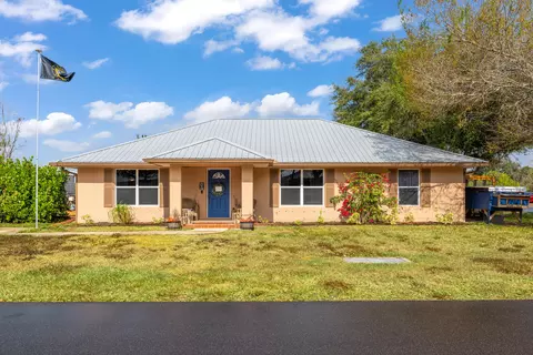 3789 SE 6th St, Okeechobee, FL 34974