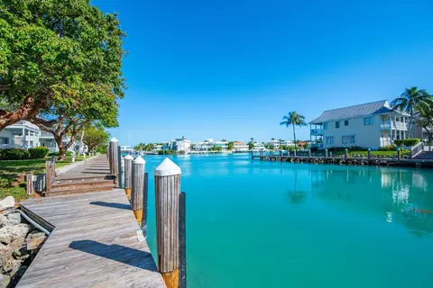 7073 Hawks Cay Blvd, Marathon, FL 33050 photo 21