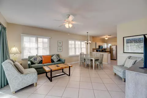 7073 Hawks Cay Blvd, Marathon, FL 33050 photo 14