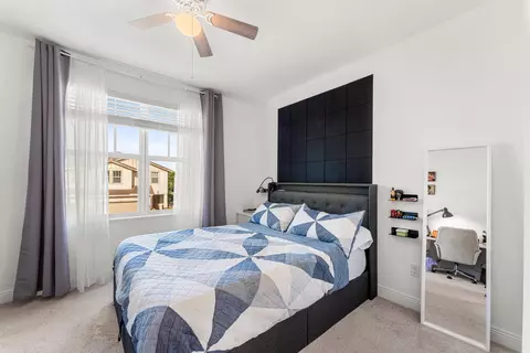 Bedroom - 4330 Lago Dr, Lighthouse Point, FL 33064 photo 1 of 4