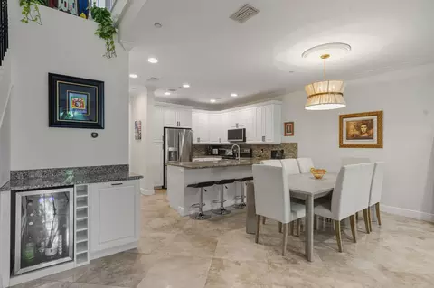 1709 NE 8th St #1709, Fort Lauderdale, FL 33304