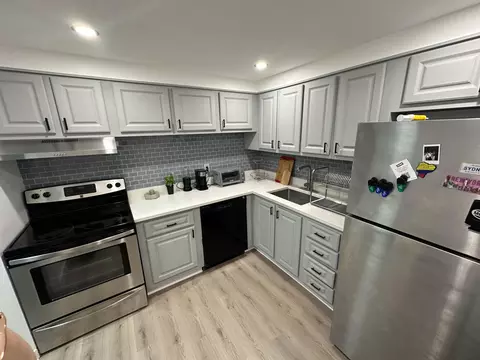 500 Executive Center Dr #3H, West Palm Beach, FL 33401