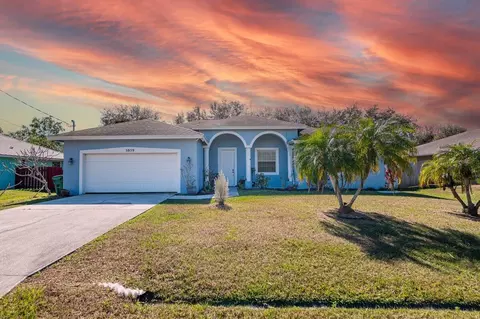 5859 NW Cullom Cir, Port Saint Lucie, FL 34986