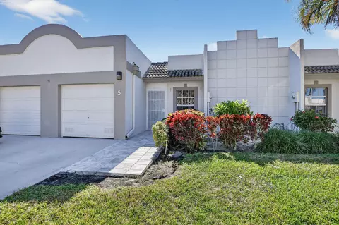 9110 Fairbanks Ln #5, Boca Raton, FL 33496