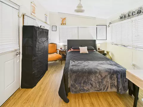 Bedroom - 102 NE 8th Ave, Okeechobee, FL 34972 photo 1 of 7