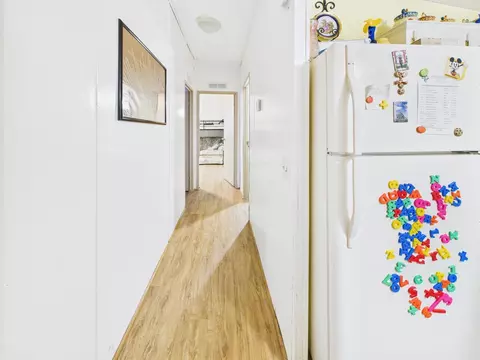 Entry Way - 102 NE 8th Ave, Okeechobee, FL 34972 photo 1 of 2
