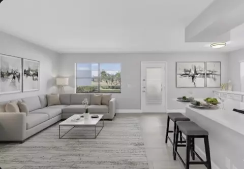 450 Piedmont J #450, Delray Beach, FL 33484