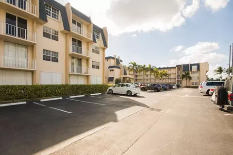3575 S Ocean Blvd #408, South Palm Beach, FL 33480