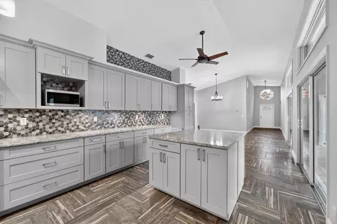 2800 SW Montego Ter, Stuart, FL 34997 photo 6