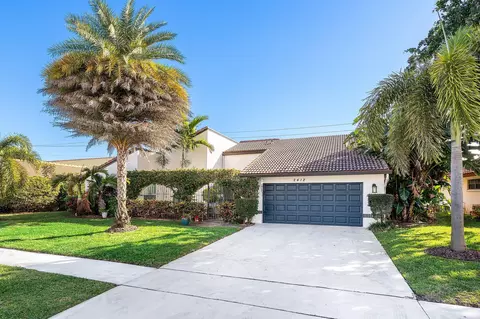 2412 SW 23rd Cranbrook Dr, Boynton Beach, FL 33436