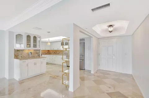 Entry Way - 400 Beach Rd #103, Tequesta, FL 33469 photo 1 of 2