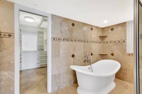 Bath - 400 Beach Rd #103, Tequesta, FL 33469 photo 2 of 5