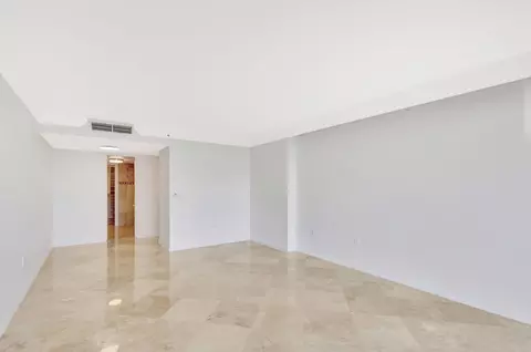 Living - 400 Beach Rd #103, Tequesta, FL 33469 photo 8 of 11