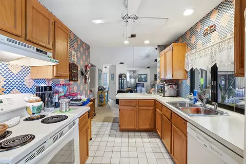 1127 E Seminole Ave #9C, Jupiter, FL 33477 photo 12