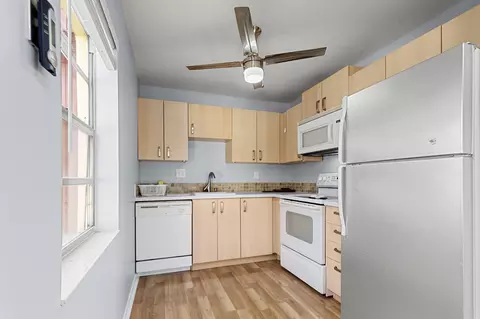605 Flanders M, Delray Beach, FL 33484