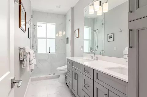 Bath - 4659 SE Manatee Way, Stuart, FL 34997 photo 5 of 5