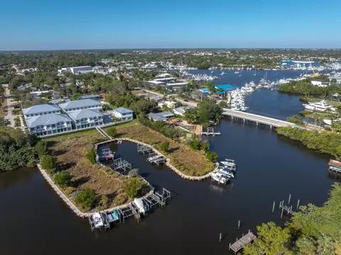 View/Area - 4659 SE Manatee Way, Stuart, FL 34997 photo 11 of 16