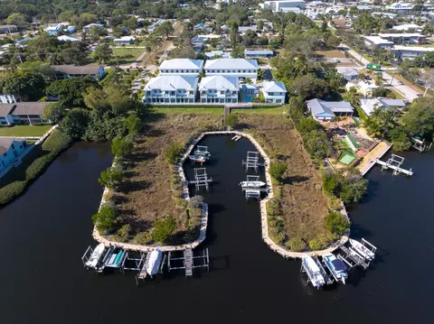 View/Area - 4659 SE Manatee Way, Stuart, FL 34997 photo 14 of 16