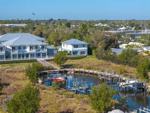 View/Area - 4659 SE Manatee Way, Stuart, FL 34997 photo 9 of 16