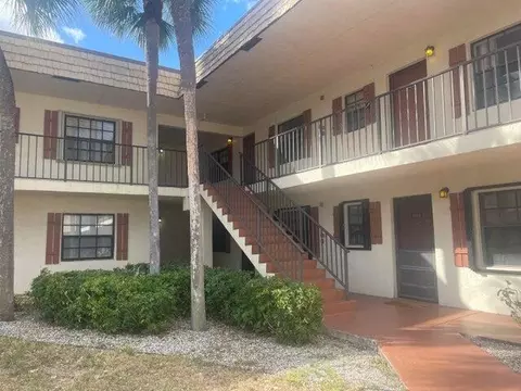 4237 Oak Terrace Dr, Greenacres, FL 33463