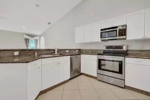 6151 Hook Ln, Boynton Beach, FL 33437 photo 13