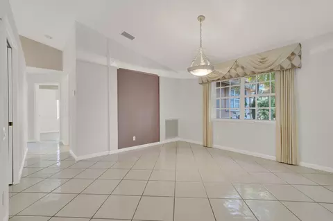 6151 Hook Ln, Boynton Beach, FL 33437 photo 9