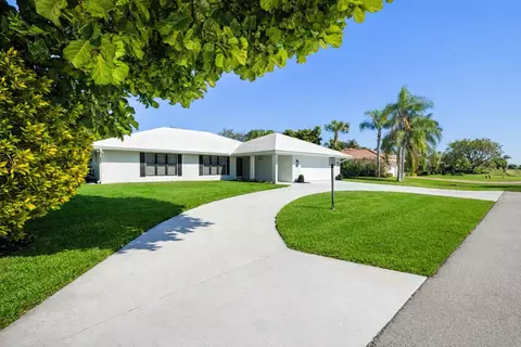 2831 SE Fairway W, Stuart, FL 34997 photo 3
