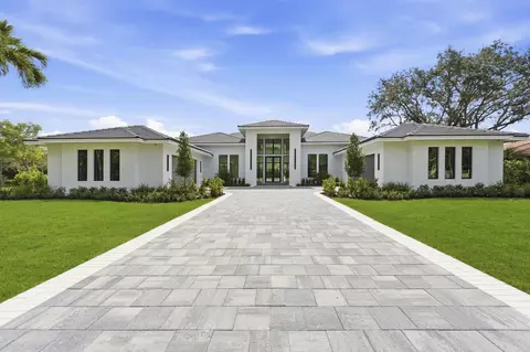 5770 Dixie Belle Rd, Palm Beach Gardens, FL 33418