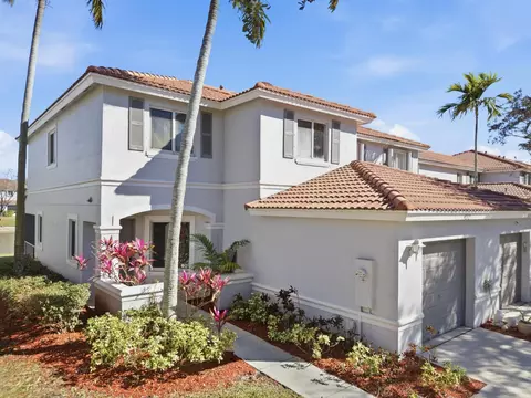 9212 Lily Bank Ct, Riviera Beach, FL 33407