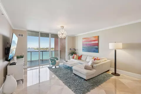 2650 Lake Shore Dr #1404, Riviera Beach, FL 33404