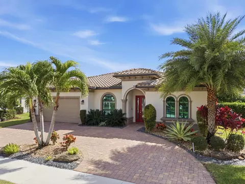 9364 Grand Prix Ln, Boynton Beach, FL 33472